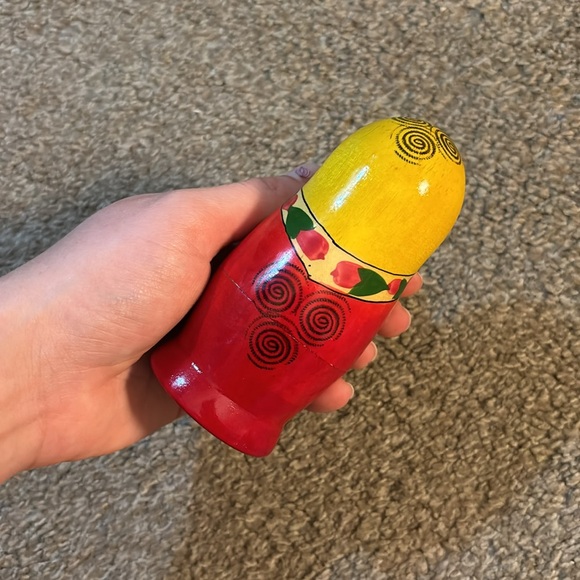 🌹 {FINAL SALE} Genuine Russian Nesting Doll - Picture 4 of 7